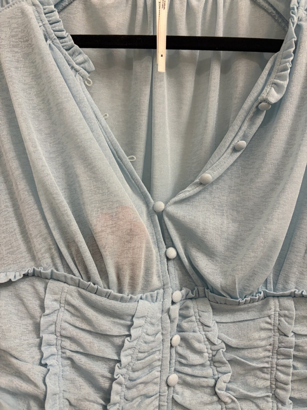 Light Blue Ruched‎ Button-Front Long Sleeve Top - Picture 4 of 6